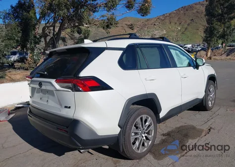 2022 Toyota Rav4 Xle Premium from USA, damaged, VIN 2T3C1RFV7NW231028